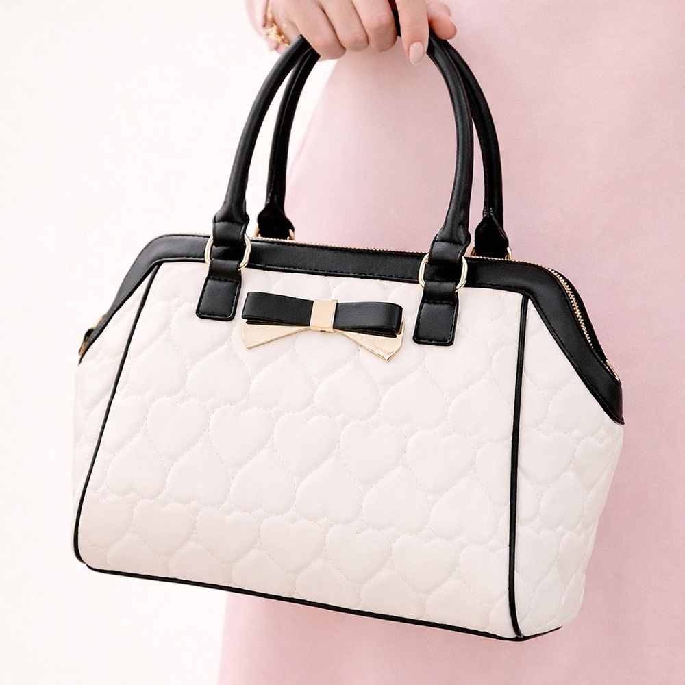 Betsey Johnson White Quilted Heart Satchel Handbag Black Trim Bow Purse Rare